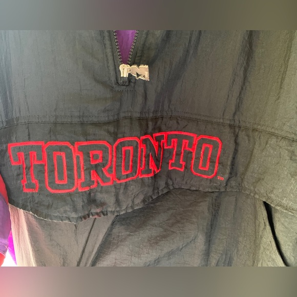 Vintage 90’s Toronto Raptors jacket - Picture 7 of 8